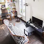 Superb Apt With A Balcony At The Heart Of Paris !