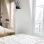 Superb Apt With A Balcony At The Heart Of Paris !