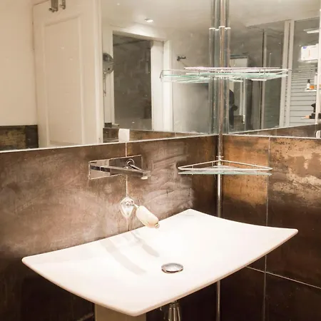 Superb Apt With A Balcony At The Heart Of ! Apartment